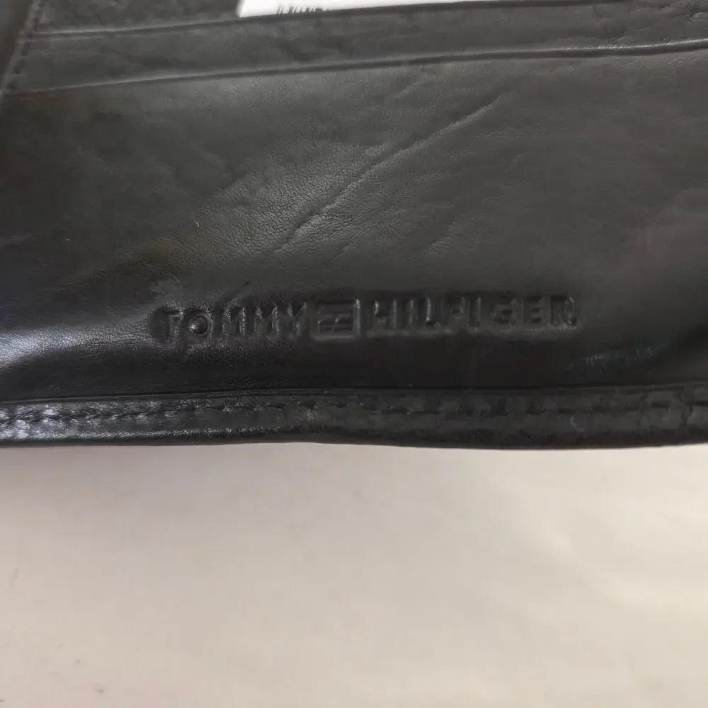Tommy Hilfiger Hipster Black Soft Leather Bifold Wallet RFID Blocking Protection